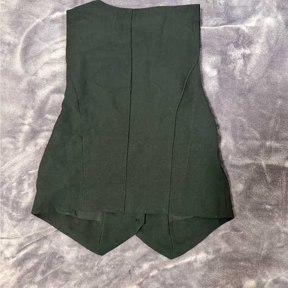 Black Button-Up Vest - Picture 2 of 2